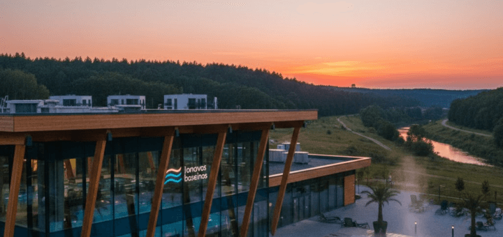 Jonavos baseinas: kodėl ši poilsio oazė tapo populiariausia Vidurio Lietuvoje?