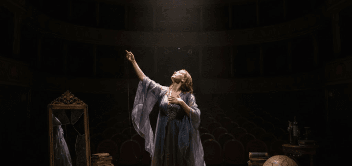 Teatras menas: gilus pasinėrimas į scenos magiją ir jos poveikį sielai